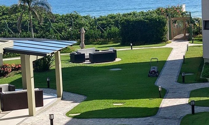 Ingleses do Rio Vermelho Apartment | Beautiful 2bd/2 bath Ocean Front Apartment at Praia dos Ingleses