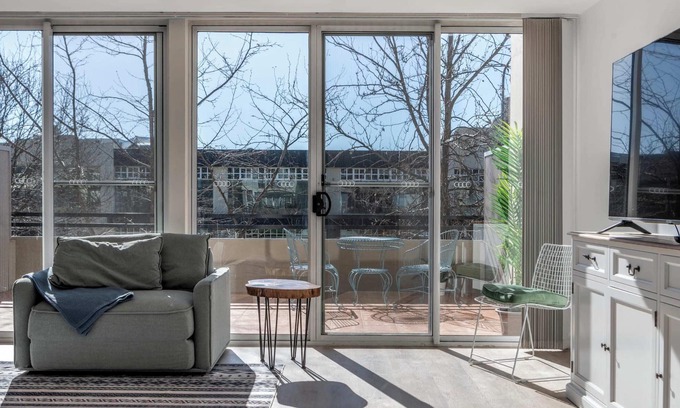 Dickson Apartment | Beautiful 3 Bedroom Townhouse Located in Dickson