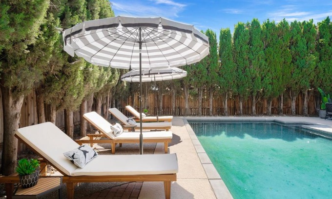 Antelope House | Beautiful 4 Bedroom Home Pool BBQ Pool Table