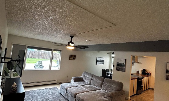 Bayshore - Klatt Apartment | Beautiful Alaskan 2 Bedroom