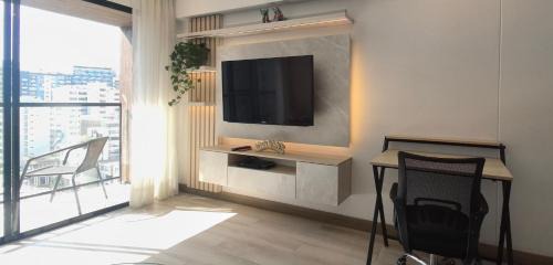 Petit Jean Ocharan Apartment | Beautiful and quiet aparment, near to Larcomar, cliff, Kennedy Park