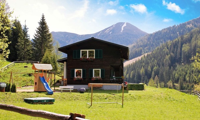 Innerkrems Villa | Beautiful and very luxurious chalet in walking and skiing area Innerkrems, with sauna and hottub