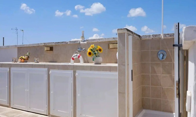 Province of Lecce Apartment | Beautiful apartment for 6 people with WIFI, A/C, TV, terrace and panoramic view