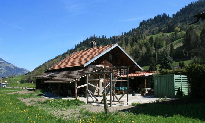 Kandergrund Apartment | Beautiful apartment for 4 guests with WIFI, balcony and pets allowed