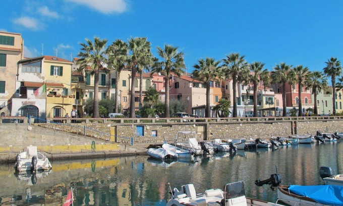 Riva Ligure Apartment | Beautiful apartment for 4 people with WIFI and pets allowed