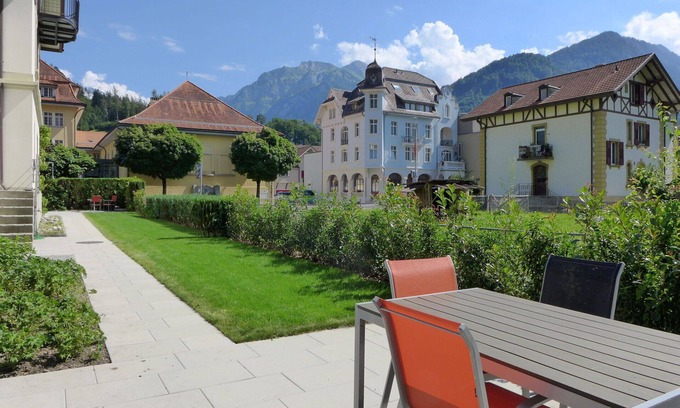 Central Interlaken Apartment | Beautiful apartment for 2 people with WIFI, TV and patio