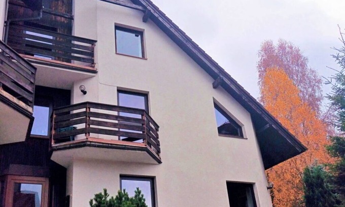 Harrachov Apartment | Beautiful apartment for 10 guests with WIFI, TV, balcony and pets allowed