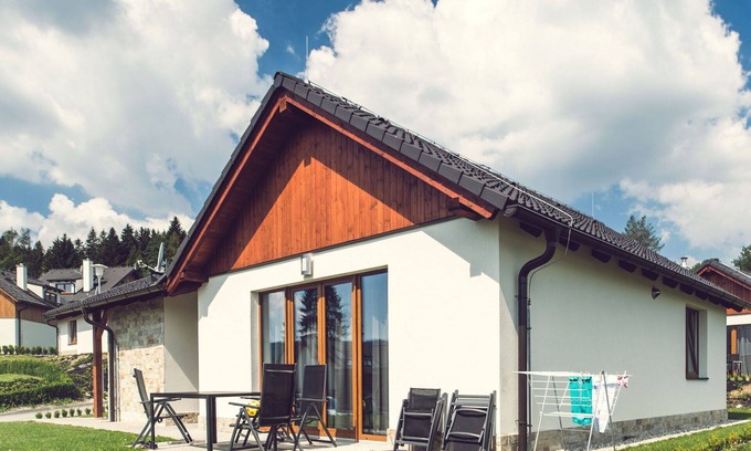 Lipno nad Vltavou House | Beautiful apartment in villa for 6 guests with WIFI, TV, terrace and pets allowed