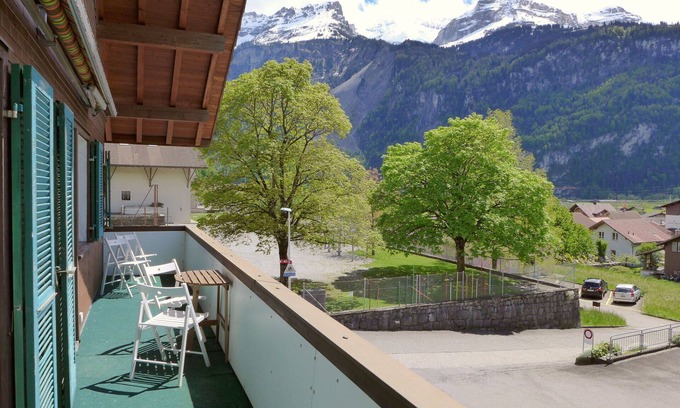 Brienz Apartment | Beautiful apartment for 7 people with WIFI, TV, terrace and panoramic view