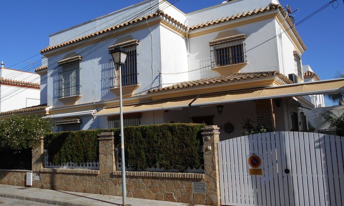 Chipiona Apartment | Beautiful apartment for 4 people with WIFI, A/C, TV and terrace