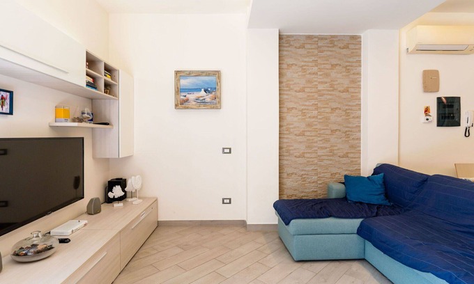 Ceriale Apartment | Beautiful apartment for 6 people with A/C, WIFI and terrace