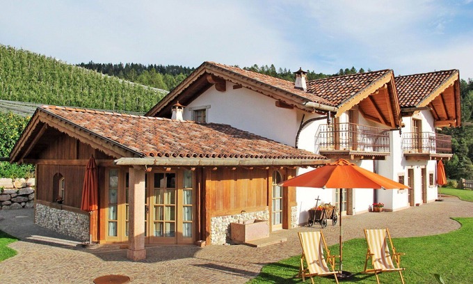 Coredo Apartment | Beautiful apartment for 8 guests with WIFI, TV, terrace and pets allowed