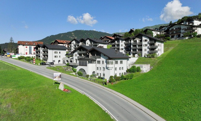 Falera Apartment | Beautiful apartment for 4 guests with WIFI, pool, TV, balcony, pets allowed and panoramic view