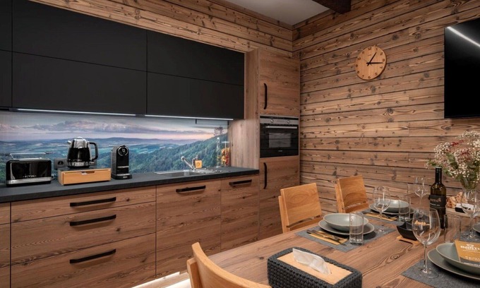 Dolni Morava Apartment | Beautiful apartment for 5 people with WIFI, TV and terrace