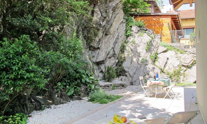 Olgiasca Apartment | Beautiful apartment for 4 people with WIFI, TV, terrace and pets allowed