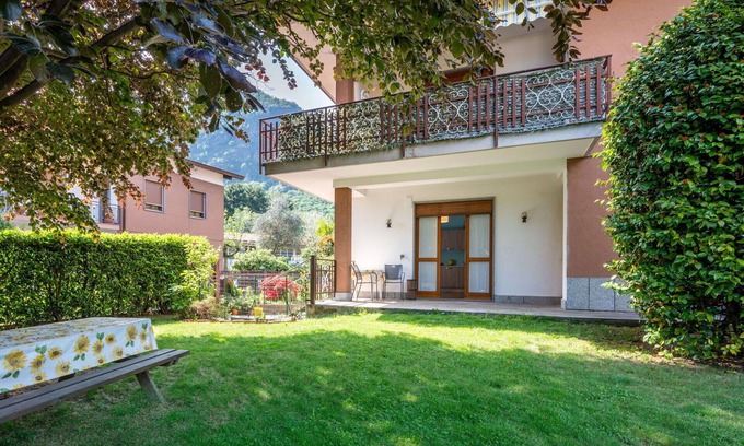 Omegna Apartment | Beautiful apartment for 2 people with WIFI, TV, patio and pets allowed