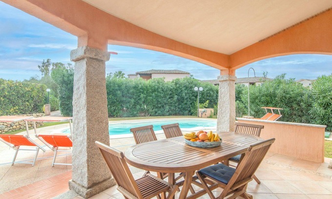 Costa Rei House | Beautiful apartment in villa for 8 guests with A/C, private pool, WIFI, TV, terrace and parking