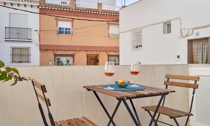 Almunecar Apartment | Beautiful apartment in Almuñecar, 7 minutes from the beach.