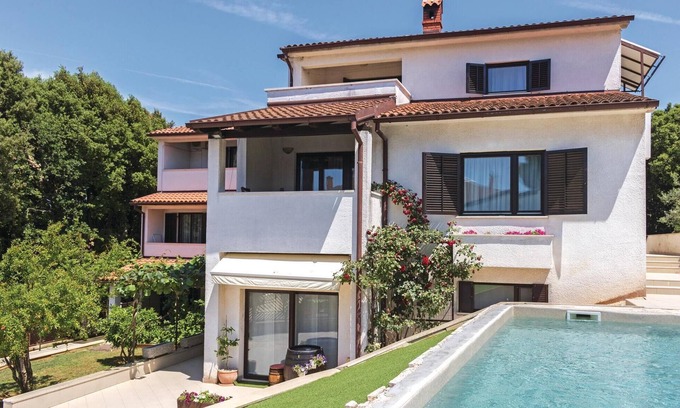 Pjescana Uvala Apartment | Beautiful apartment in Pula with WiFi