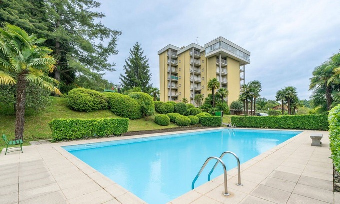 Germignaga Apartment | Beautiful apartment for 2 people with pool, A/C, WIFI and terrace