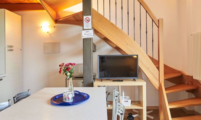 Consiglio di Rumo House | Beautiful apartment in villa for 4 guests with WIFI, A/C, TV, patio and pets allowed