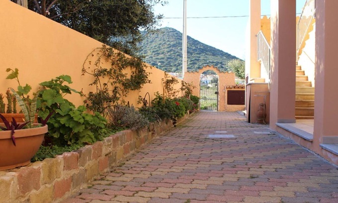 La Caletta Apartment | Beautiful apartment for 4 guests with WIFI, A/C, TV and terrace