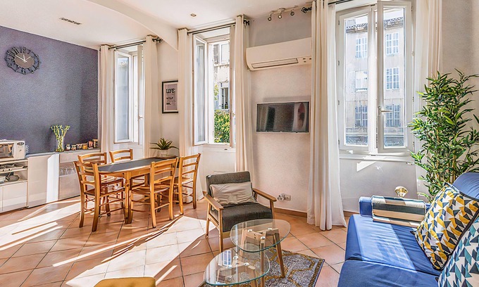 1st Arrondissement Apartment | Beautiful Apt close to The Park Longchamp