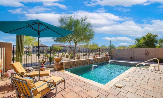 San Tan Valley House | Beautiful Backyard Oasis with Private Pool in Stunning Golf Course Neighborhood