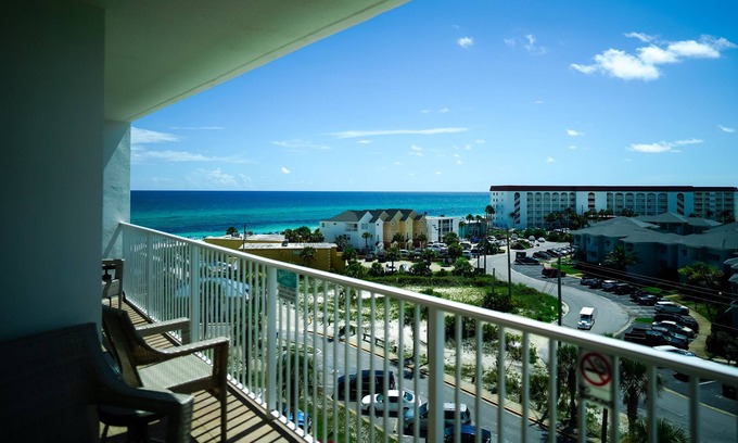 Fort Walton Beach Condo | Beautiful Beach View Condo