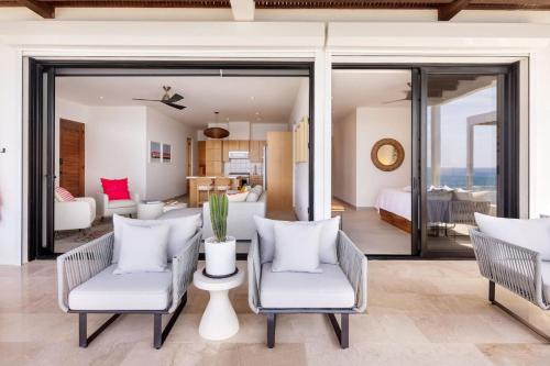 Cerritos Apartment | Beautiful Beachfront Condo, Five-Star Amenities