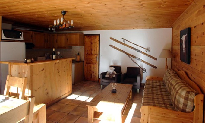 Le Fornet Apartment | Beautiful bright apt at 2 steps from the slopes