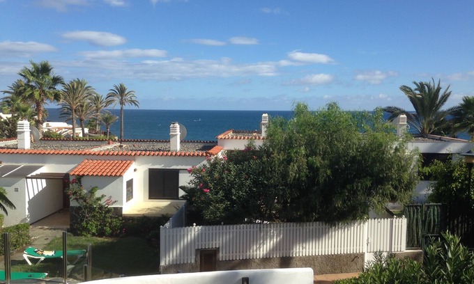 Playa del Aguila House | Beautiful bungalow with generous kitchen, sea view and beach/sea access