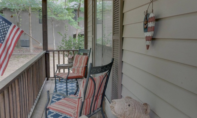 Tate House | Beautiful bungalow w/golf, pool, hiking, dining