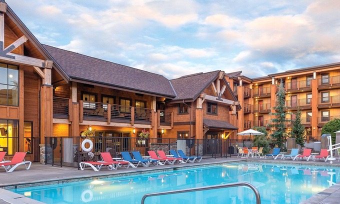 Chelan Condo | Beautiful Condo at Lake Chelan, 3 Bedroom Lake View