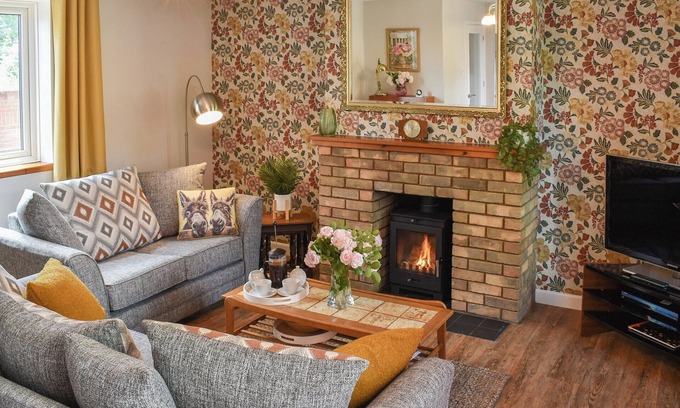 Needham Market Cottage | Beautiful cottage situated in the heart of Mid Suffolk.