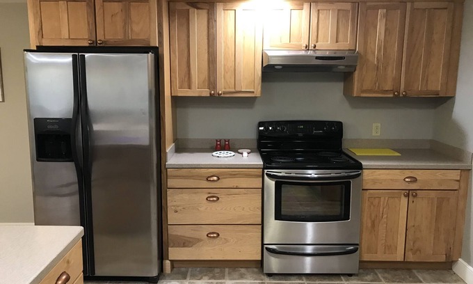 Richmond Apartment | Beautiful Country Estate Basement Apartment