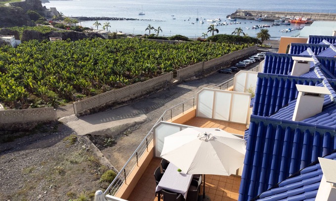 Playa San Juan Apartment | Beautiful duplex seafront in Playa San Juan with awesome views !