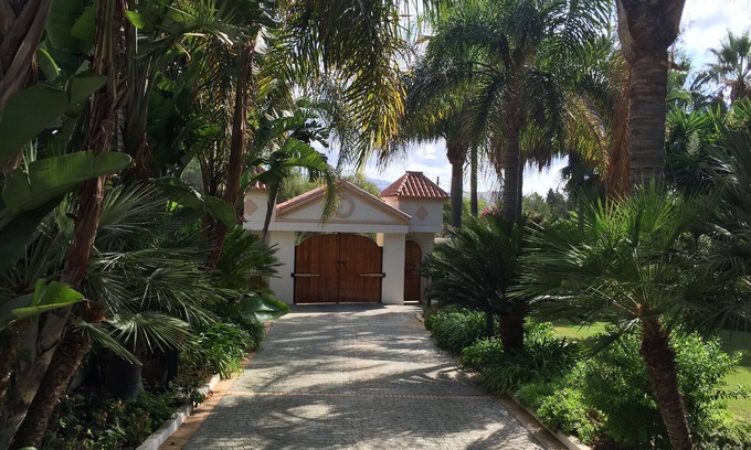 Marbella Villa | Beautiful Family Home walking distance to the beach