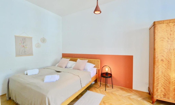 Wieden Apartment | Beautiful Flat Next to Karlskirche