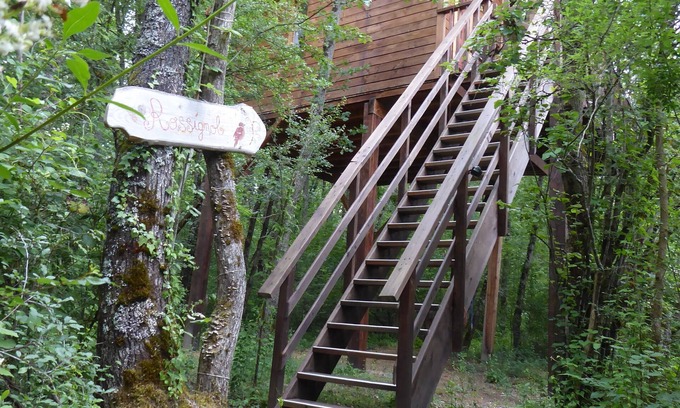 Saint-Victor-Rouzaud House | Beautiful tree house with view of the Pyrenees