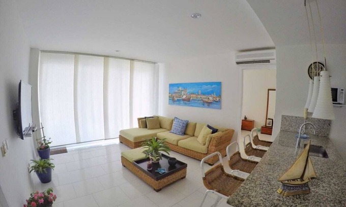La Boquilla Apartment | Beautiful + fully equipped 2 bedroom apt. Pool +beach view!