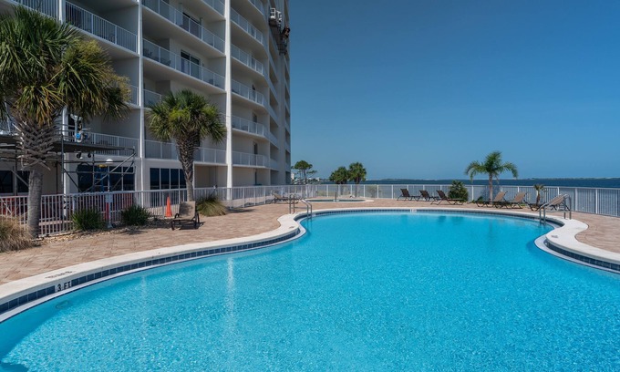 Ono Island Condo | Beautiful Harbour Pointe Condo