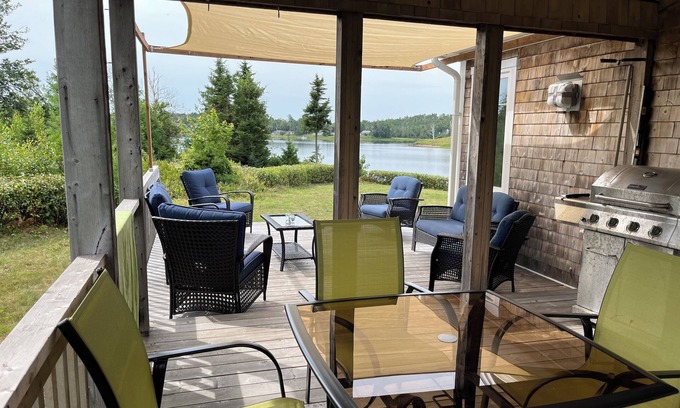 Trenton House | Beautiful home on an ocean inlet - Walking distance from sandy beach