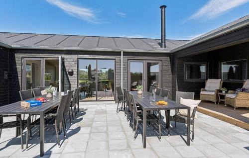 Aalbaek House | Beautiful Home In Ålbæk With Sauna