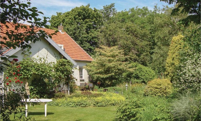 Groede House | Beautiful home in Groede with 1 Bedrooms and WiFi