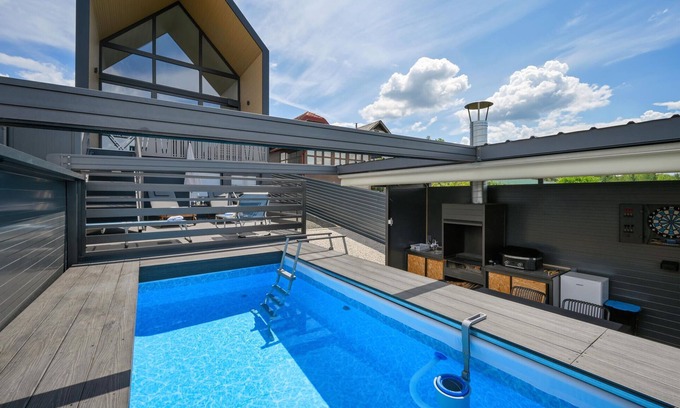 Sveti Ilija House | Beautiful home in Seketin with sauna