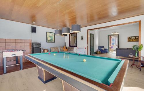 Lohals House | Beautiful Home In Tranekær With Kitchen
