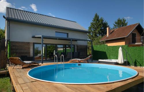 Petrinja House | Beautiful Home In Vurot With Wifi
