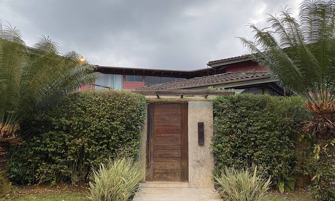 Frade House | Beautiful house luxury condominium Porto Frade