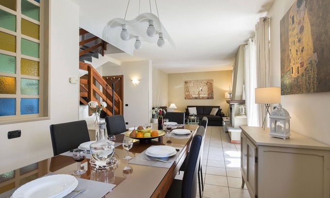 Orta San Giulio House | BEAUTIFUL HOUSE UP TO 8 PAX WITH PARKING, GARDEN, PATIO, BARBECUE, WIFI